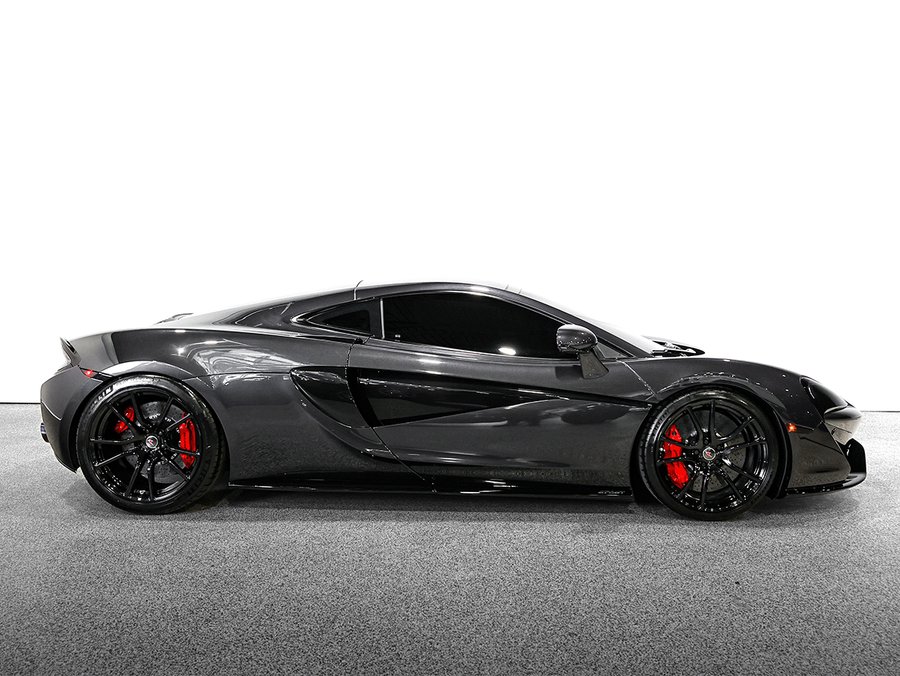 2018 McLaren 570GT Coupe 3.8 V8 562HP 2018 Black