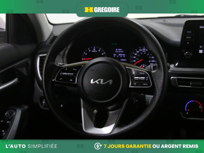 2023 Kia Seltos White Laval - photo #18