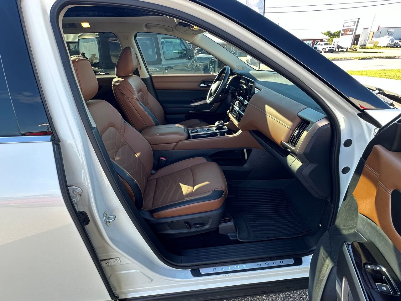 2022 NISSAN PATHFINDER PLATINUM PATHFINDER PLATINUM White Matane - photo #13