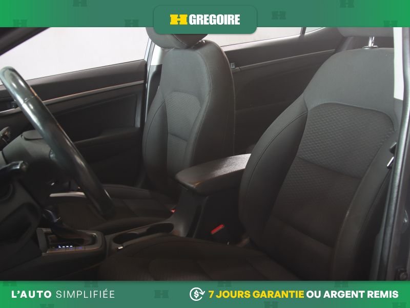 2020 Hyundai Elantra Grey Laval - photo #19