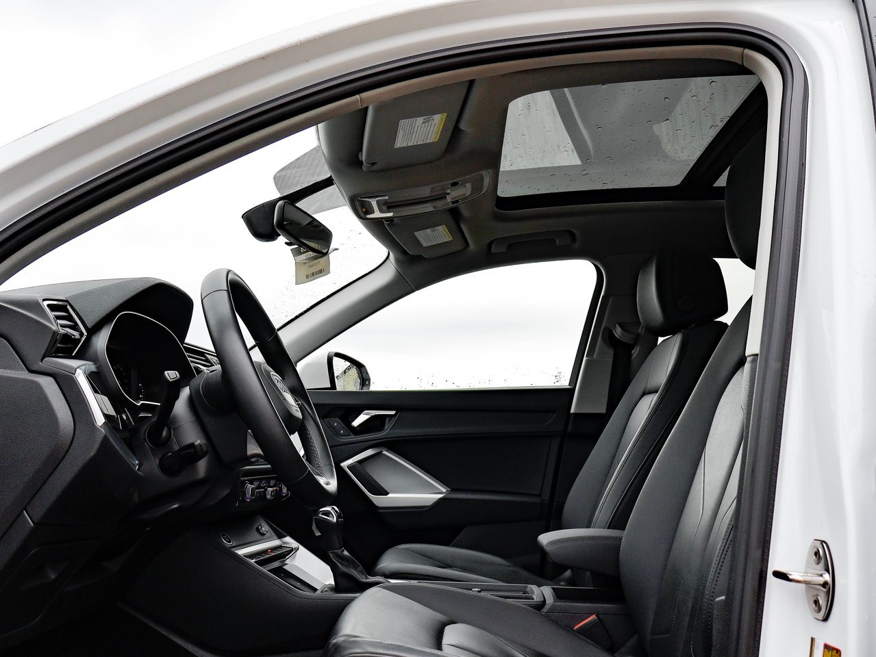 2025 Audi Q3 40 TFSI quattro White Sherwood Park - photo #15