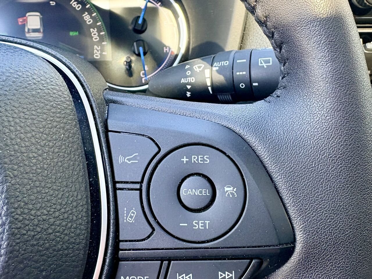 2024 Toyota RAV4 Black Mont-Laurier - photo #24
