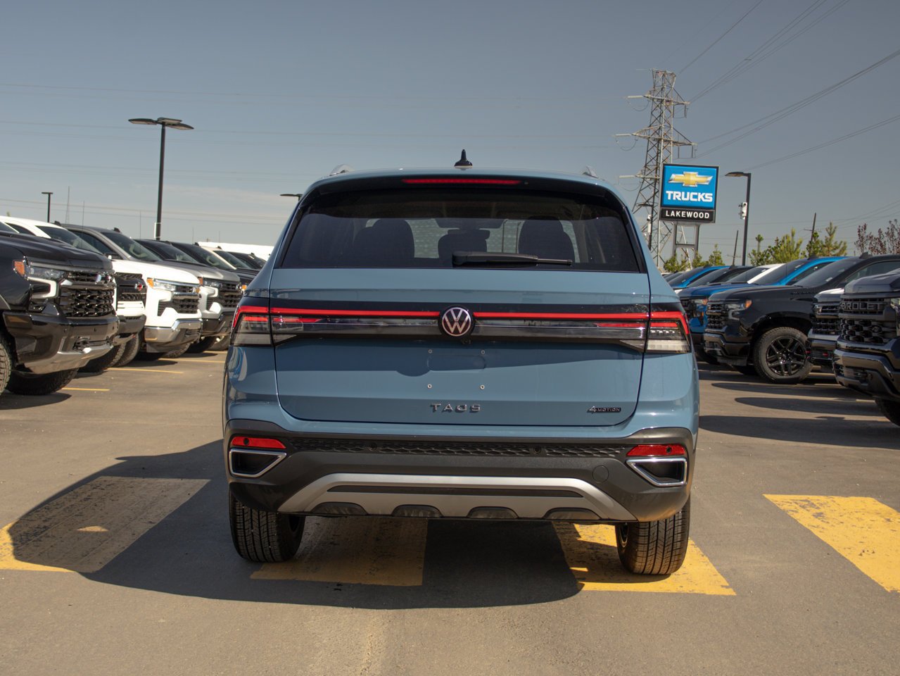 2026 Volkswagen Taos Comfortline 4MOTION Blue Sherwood Park - photo #8