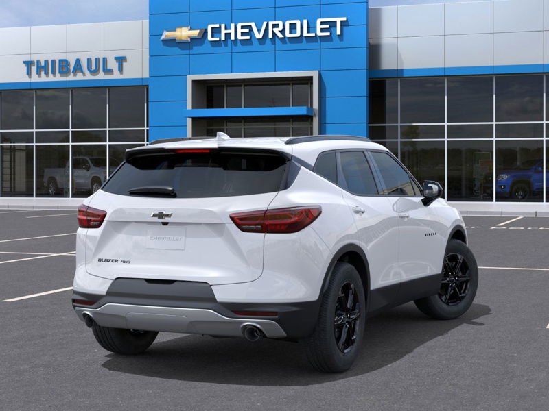 CHEVROLET BLAZER Traction intégrale, 4 portes LT 2026 Blanc Sherbrooke - photo #3