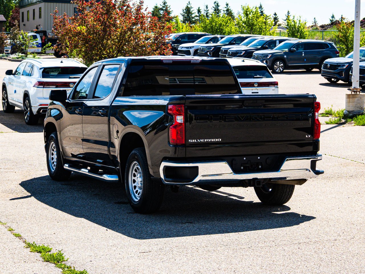2022 Chevrolet Silverado 1500 LTD 4WD Crew Cab 147 LT Black Sherwood Park - photo #10