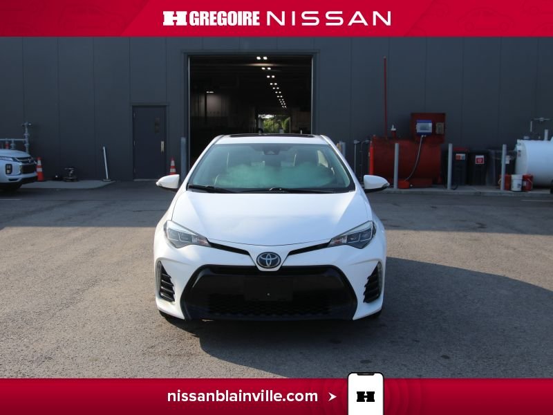 2017 Toyota Corolla White Blainville - photo #1
