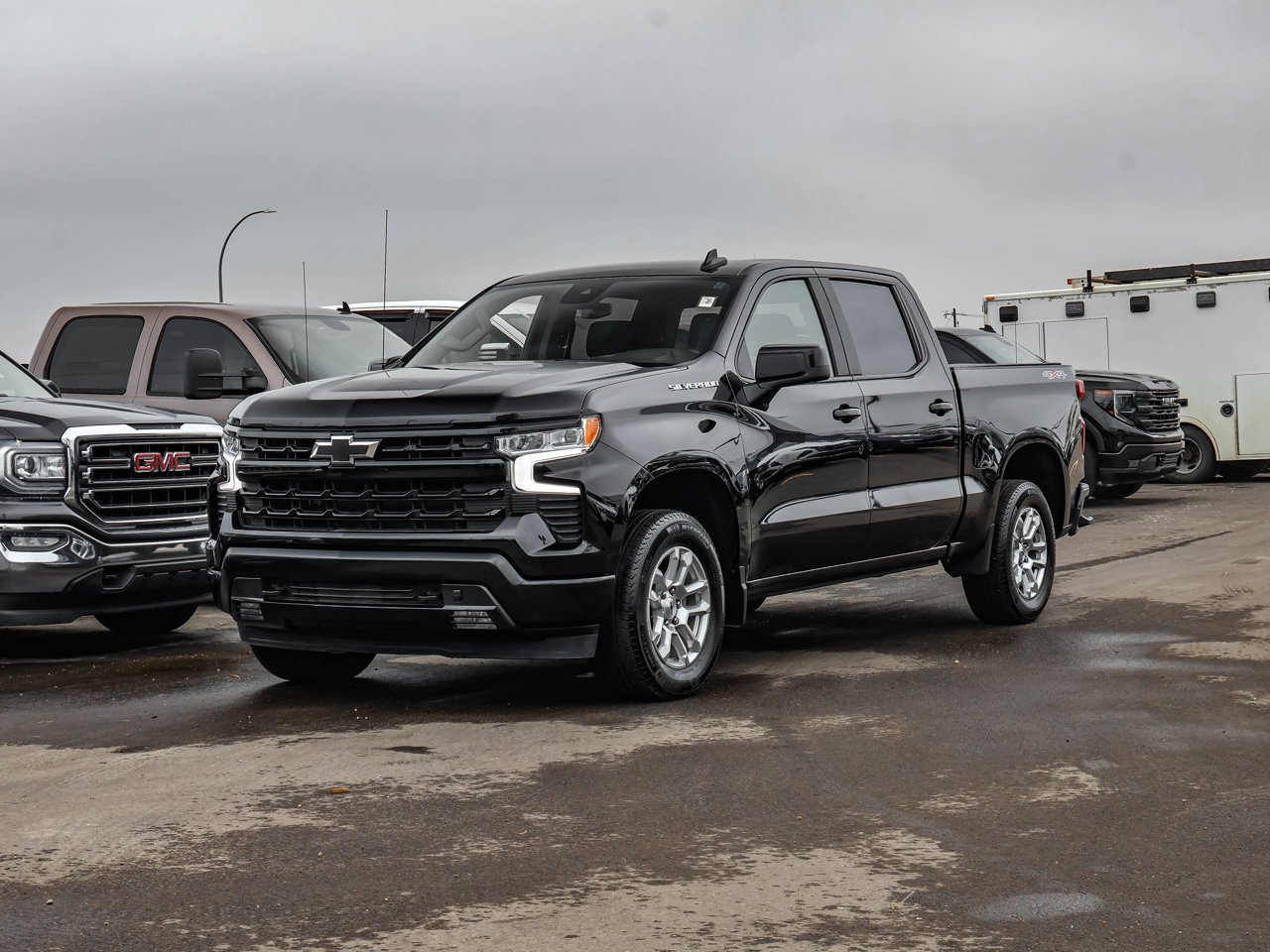 2024 Chevrolet Silverado 1500 4WD Crew Cab 147 RST Black Sherwood Park - photo #3