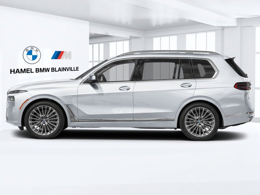 2027 BMW X7 2027 Mineral White Metallic