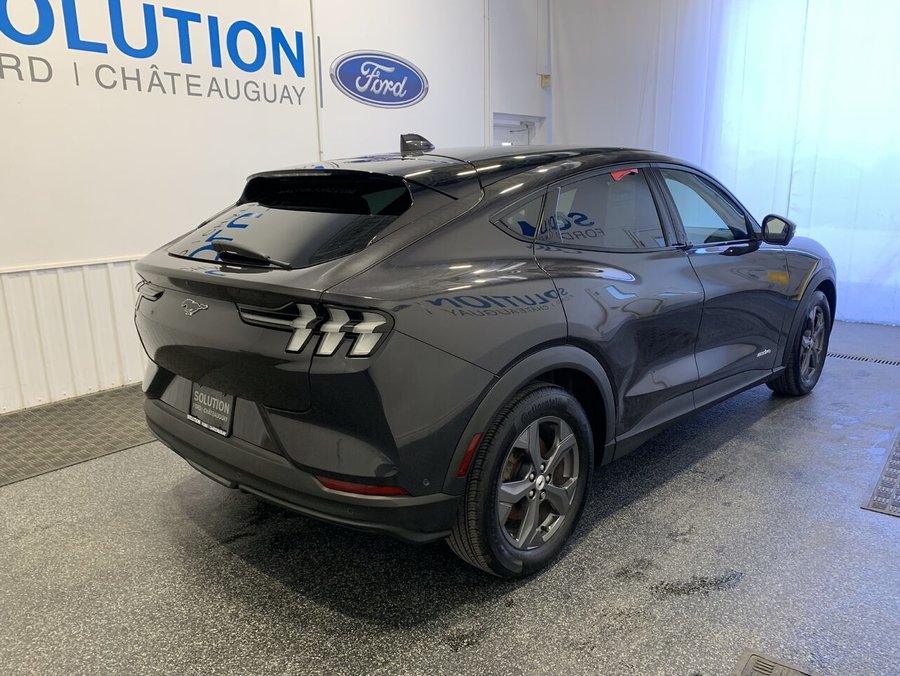 2022 Ford Mustang Mach-E SELECT AWD 2022 Black