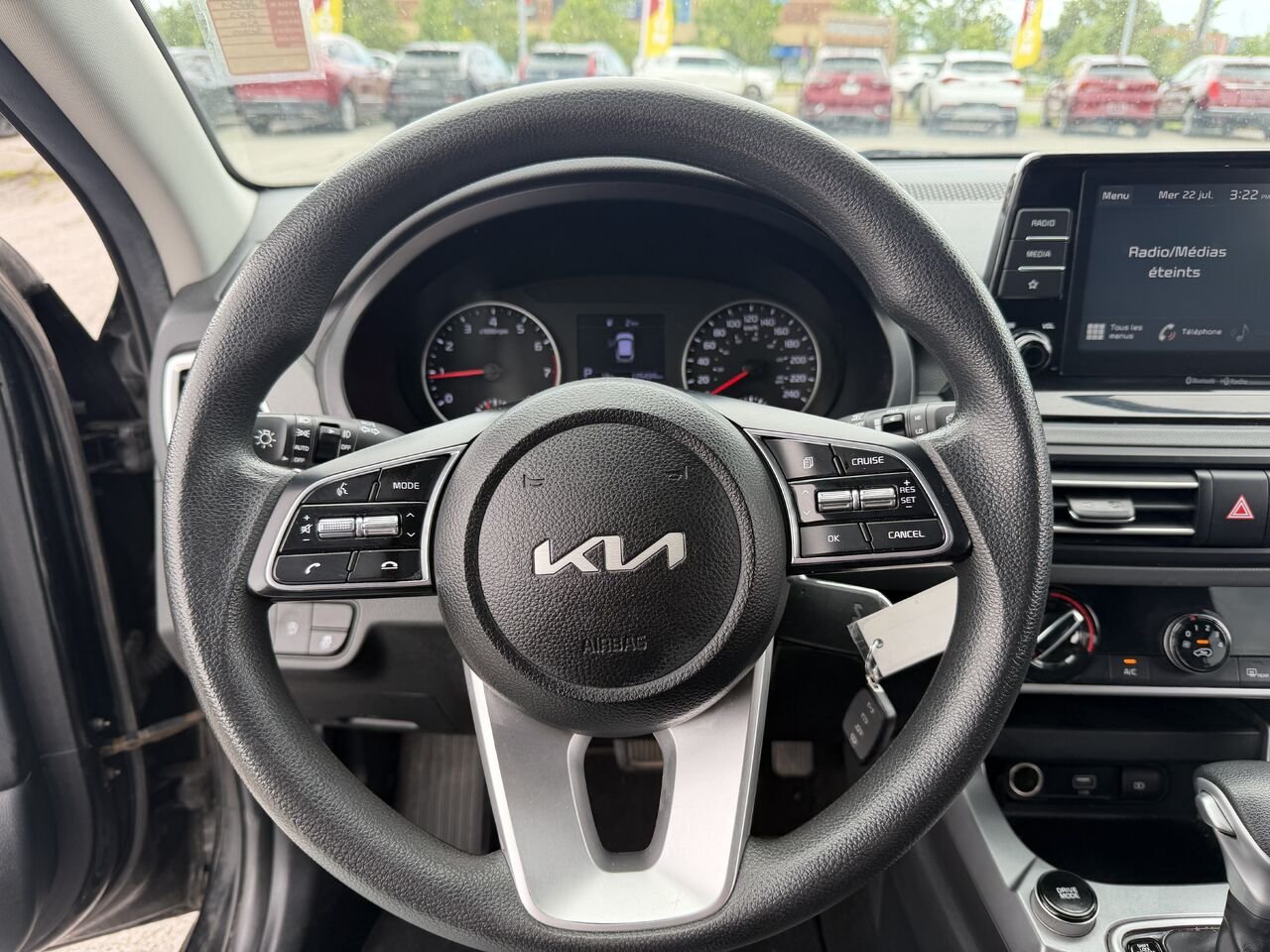 KIA SELTOS LX LX TA 2023 Noir Gatineau - photo #2