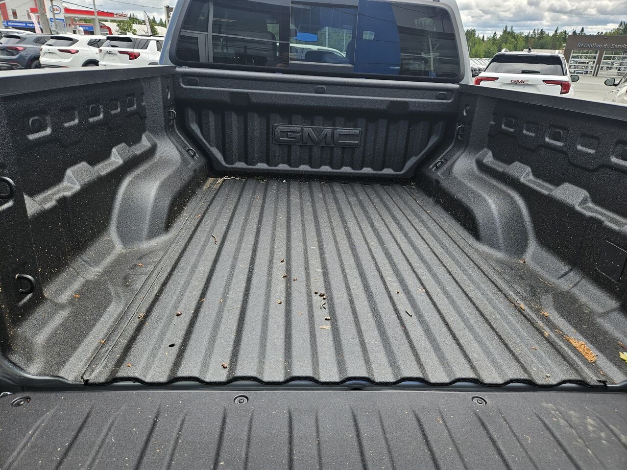 GMC Canyon Elevation cabine multiplace 4RM 2026 Argent métallisé Thetford Mines - photo #17