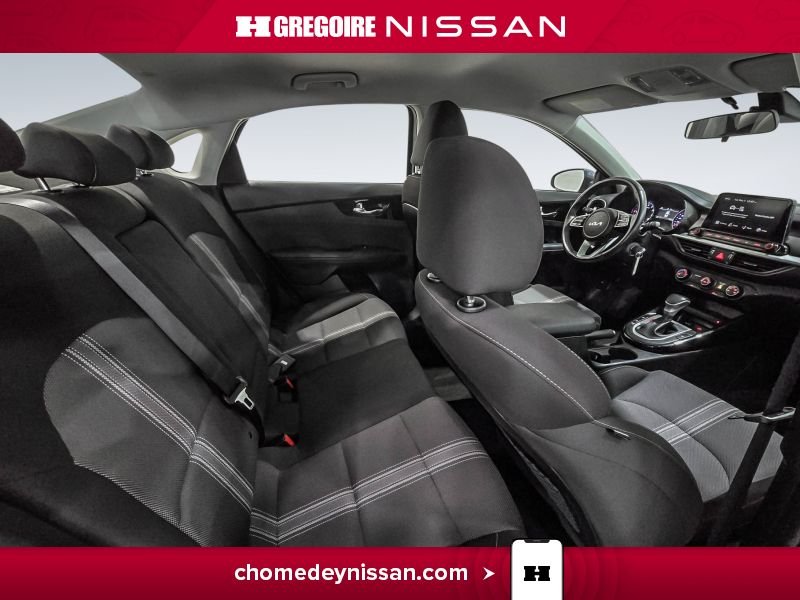 2023 Kia Forte Grey Blainville - photo #25
