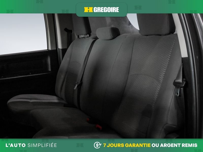 Ram 1500 820283 | ST 4WD AUTO A/C MAGS CAM RECUL BLUETOOTH 2019 Gris Laval - photo #20