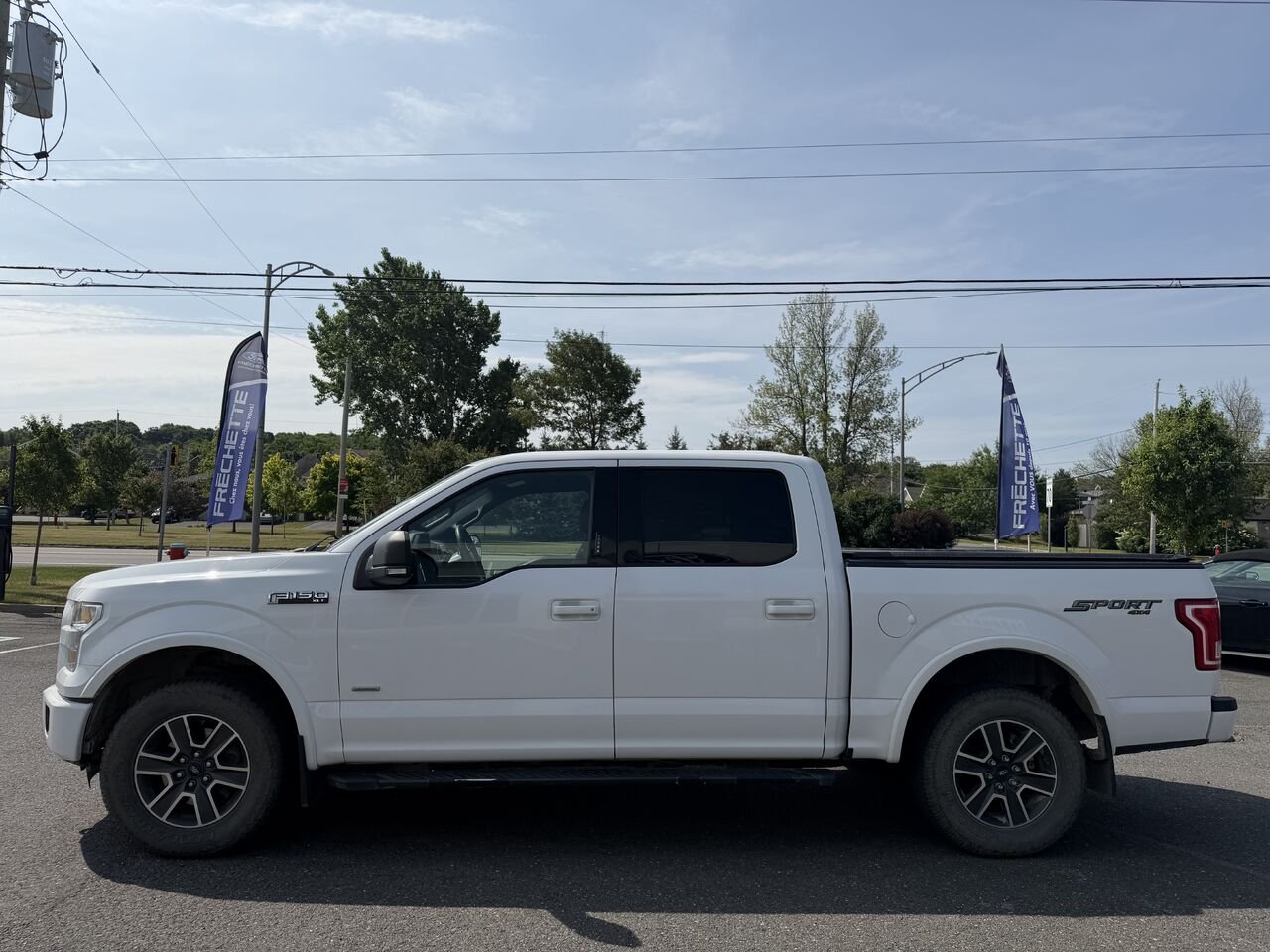 2016 Ford 150 XLT 302 White Montmagny - photo #5