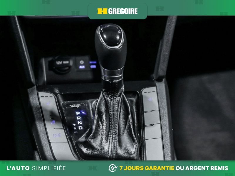 Hyundai Elantra 726869A | Preferred AUTO AC GR ELECT MAGS CAMERA RECUL BLUET 2020 Bleu Laval - photo #20