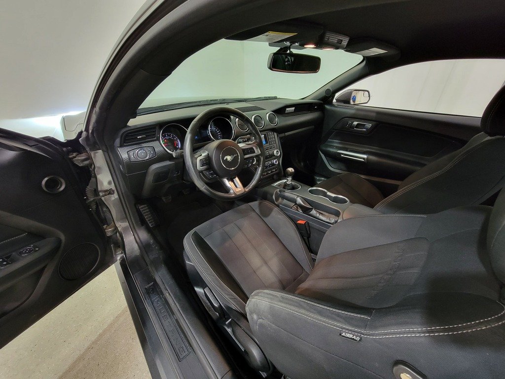 Ford Mustang EcoBoost Premium Fastback 2018 Gris Val-David - photo #7