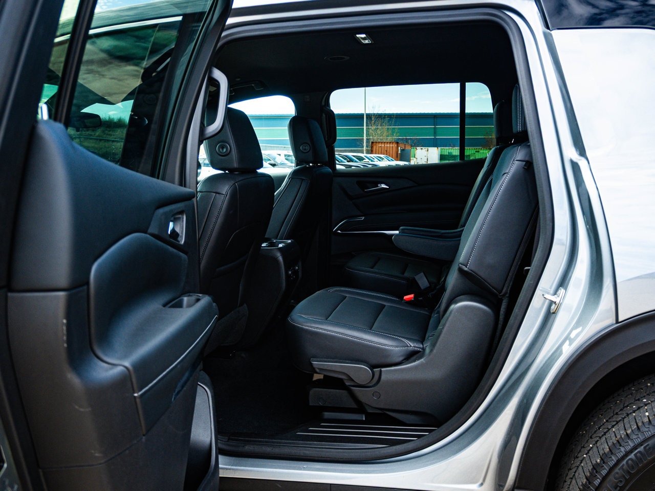 2026 Chevrolet Traverse AWD 4dr LT Grey Sherwood Park - photo #27