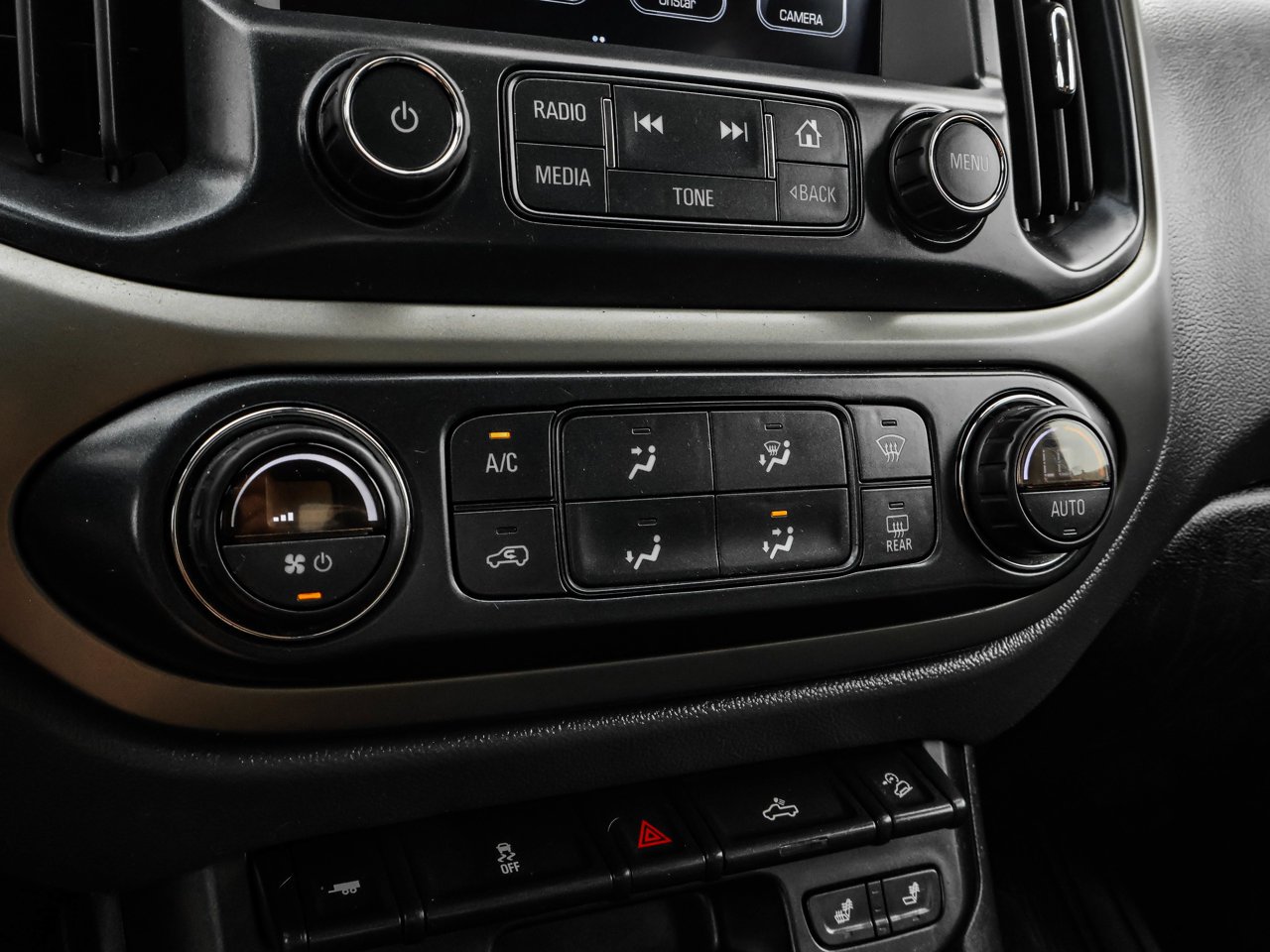 2018 Chevrolet Colorado 4WD Crew Cab 128.3 Z71 White Sherwood Park - photo #28