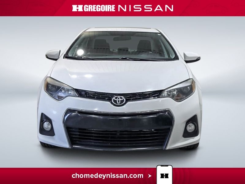2016 Toyota Corolla White Blainville - photo #1