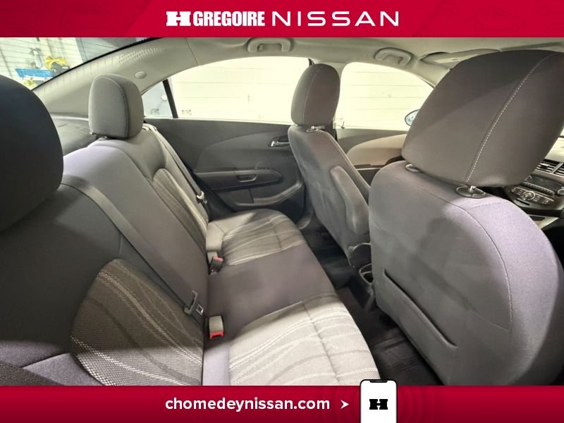 Chevrolet Sonic 2014 Gris Laval - photo #21