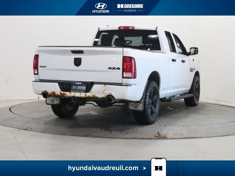 Dodge Ram YA857 | Express 4x4 Quad Cab 6'4" Box *Ltd Avail* 2018 Blanc Laval - photo #10