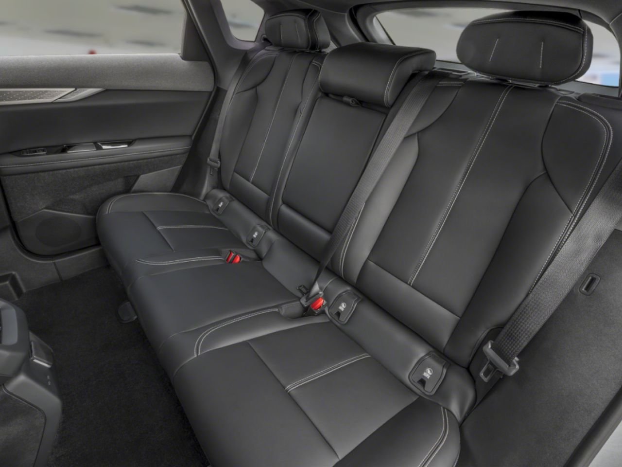 CADILLAC OPTIQ 4 portes - Sport 2027 Orange Sherbrooke - photo #5