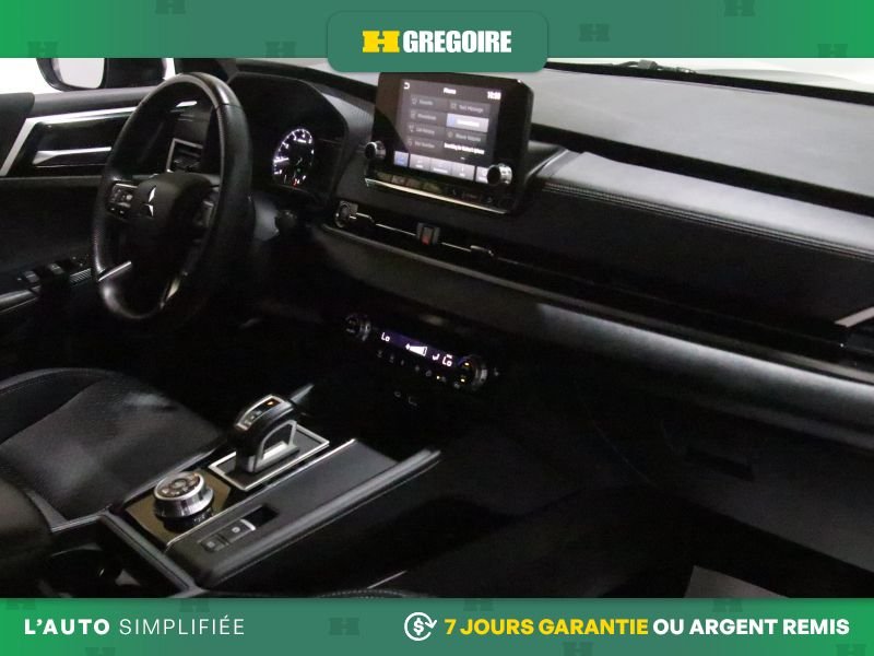 Mitsubishi Outlander 2023 Noir Saint-Eustache - photo #29