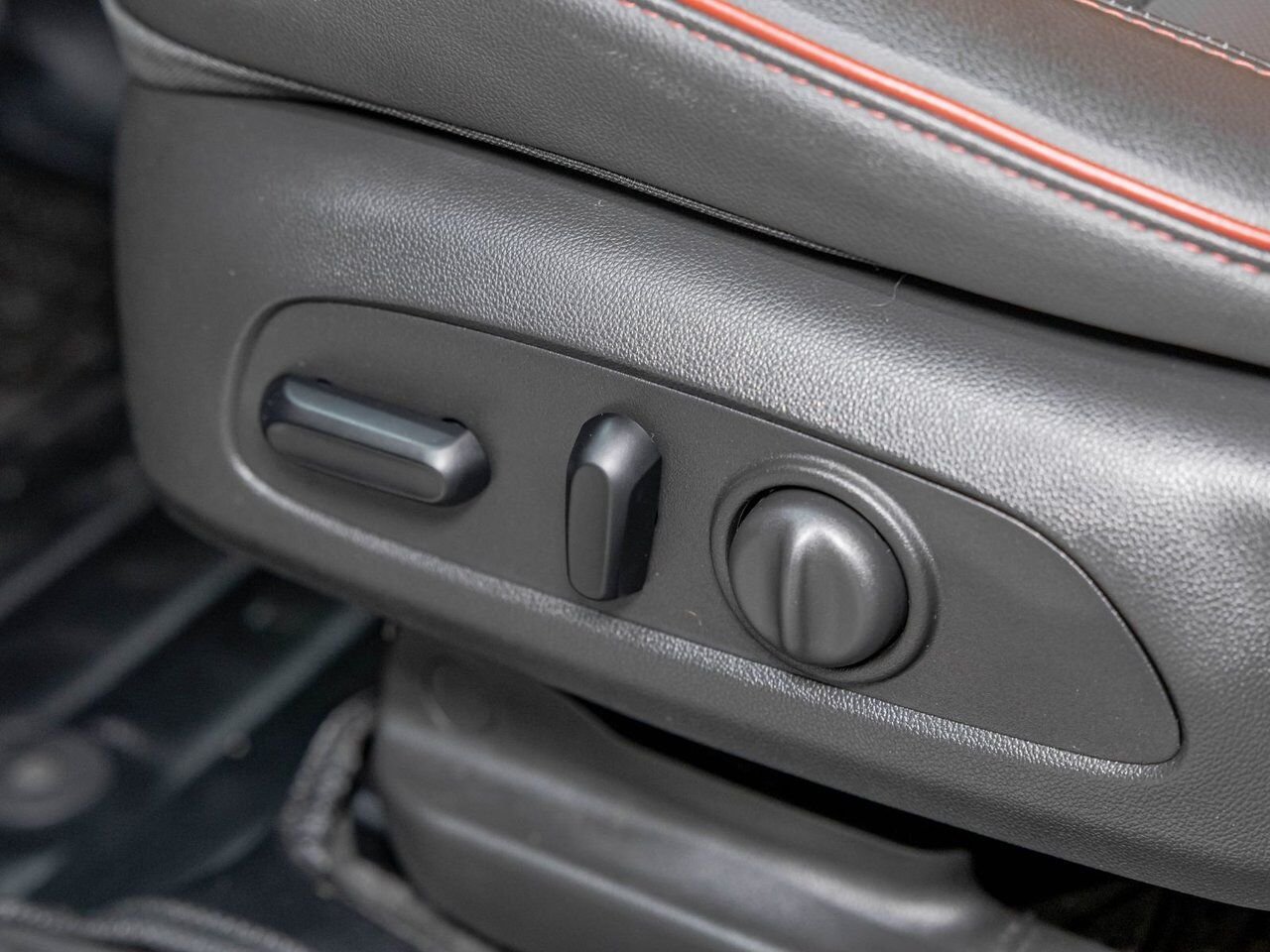2024 Chevrolet Trailblazer RS AWD *SIÈGES CHAUFF* CARPLAY BLUETOOTH WIFI USB Black Saint-Jérôme - photo #21