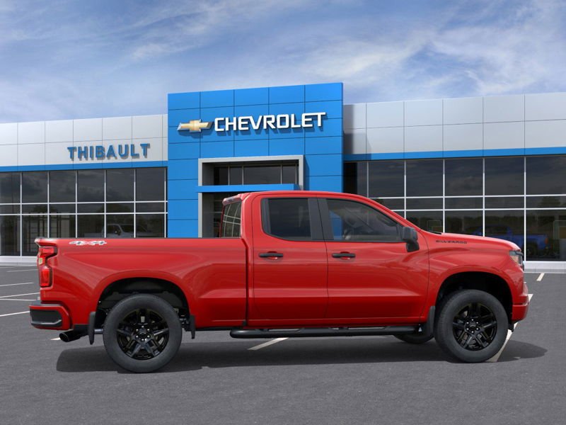 CHEVROLET Silverado 1500 Custom cabine double 4RM 147 po 2026 ROUGE ARDENT Sherbrooke - photo #4