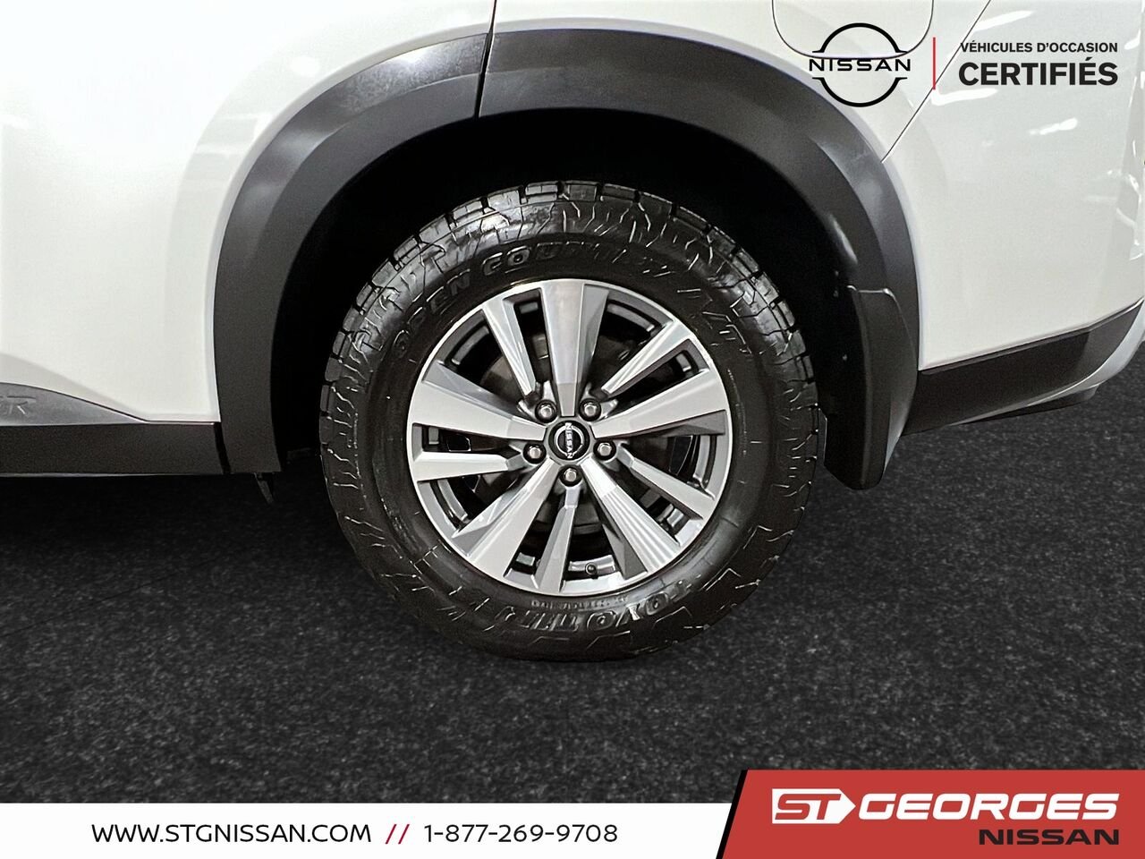 Nissan Pathfinder 2023 Blanc Saint-Georges - photo #6