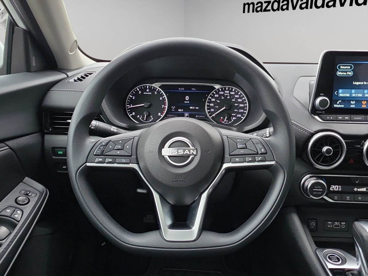 Nissan Sentra SV CVT, toit ouvrant, écran tactile, sièges chauffants 2024 Blanc Val-David - photo #8