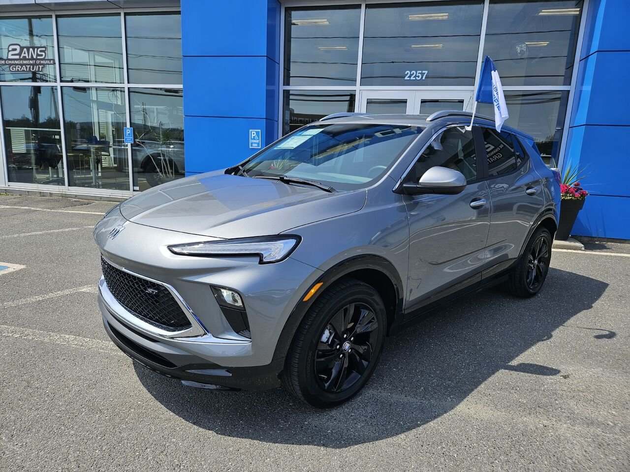2024 Buick Encore GX Tourisme sport 4 portes TI Grey Thetford Mines - photo #0