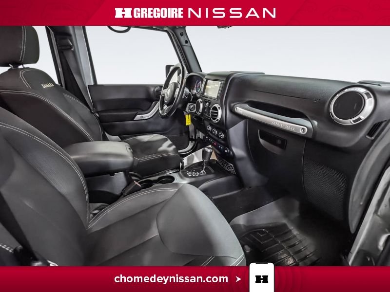 Jeep Wrangler Unlimited 2015 Argent Laval - photo #21