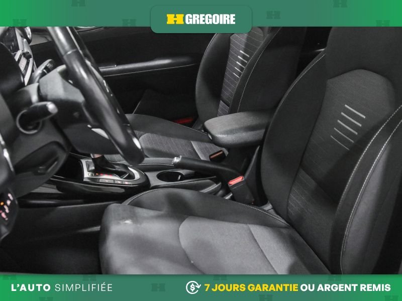 Kia Forte 821389 | EX AUTO AC GR ELECT MAGS CAM RECUL BLEUTOOTH 2020 Blanc Laval - photo #13