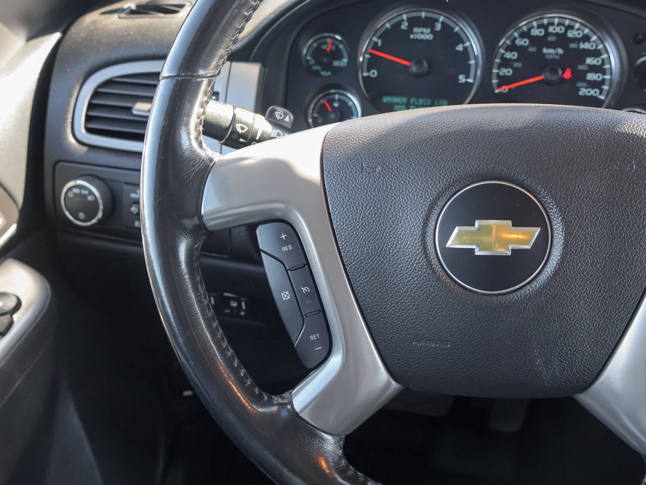2013 Chevrolet Silverado 2500HD 4WD Crew Cab 153 LTZ Brown Sherwood Park - photo #21