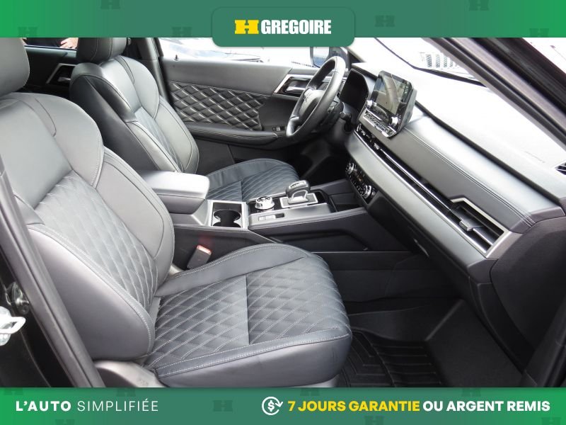 Mitsubishi Outlander 2023 Noir Saint-Eustache - photo #26
