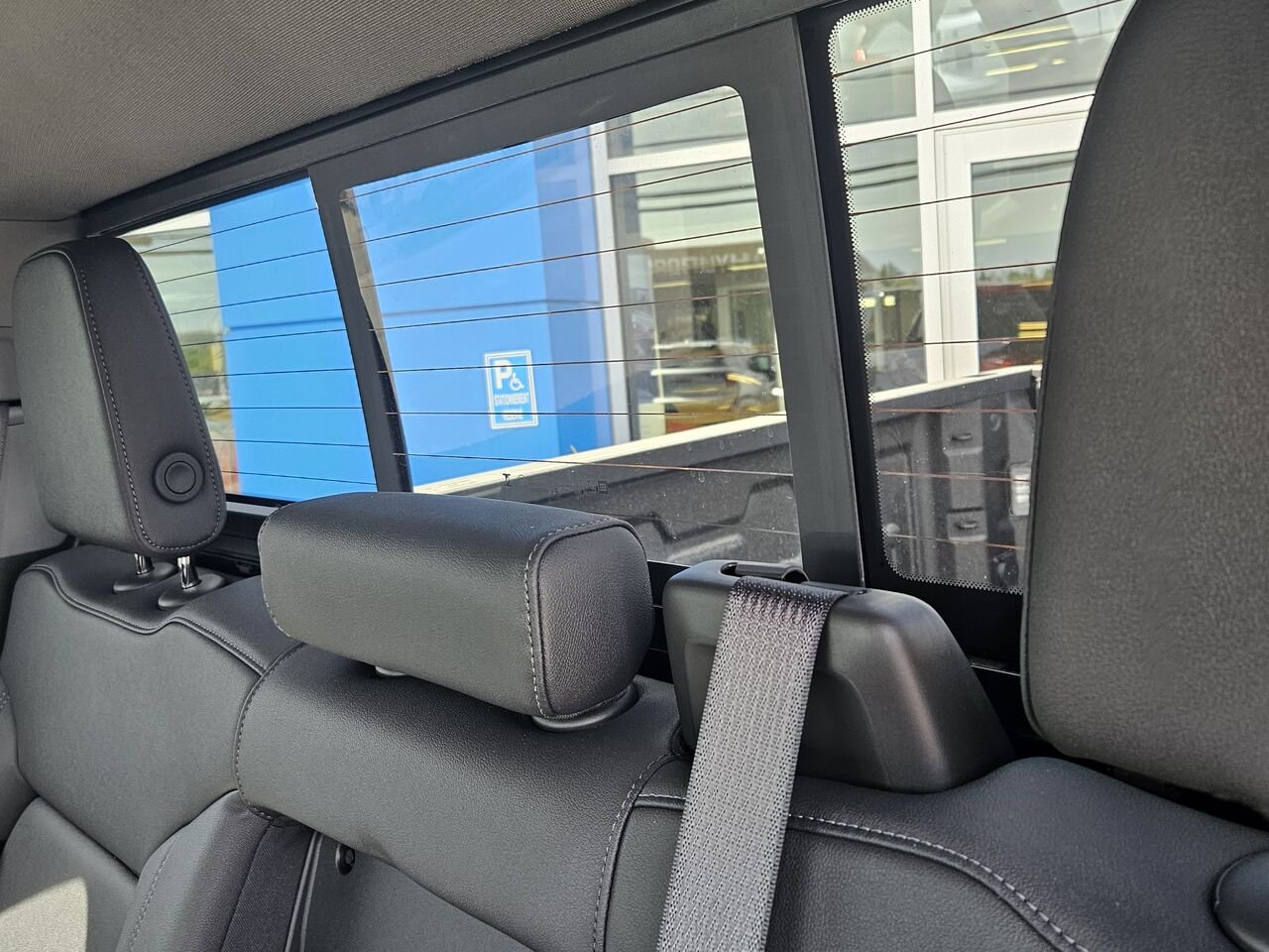 GMC Sierra 1500 Elevation cabine multiplace 4RM 157 po 2026 NOIR ONYX Thetford Mines - photo #24