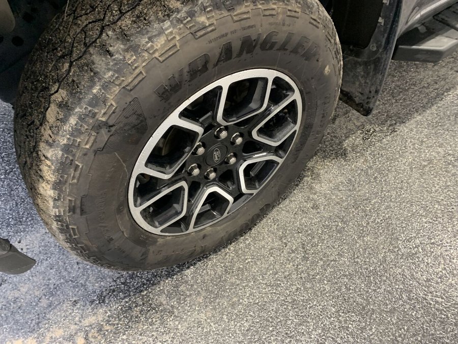 2022 Ford F-150 4WD CREW BOITE 157'' XLT + TOW MAX + NAVIGATION + GARANTIE 2026 Gray