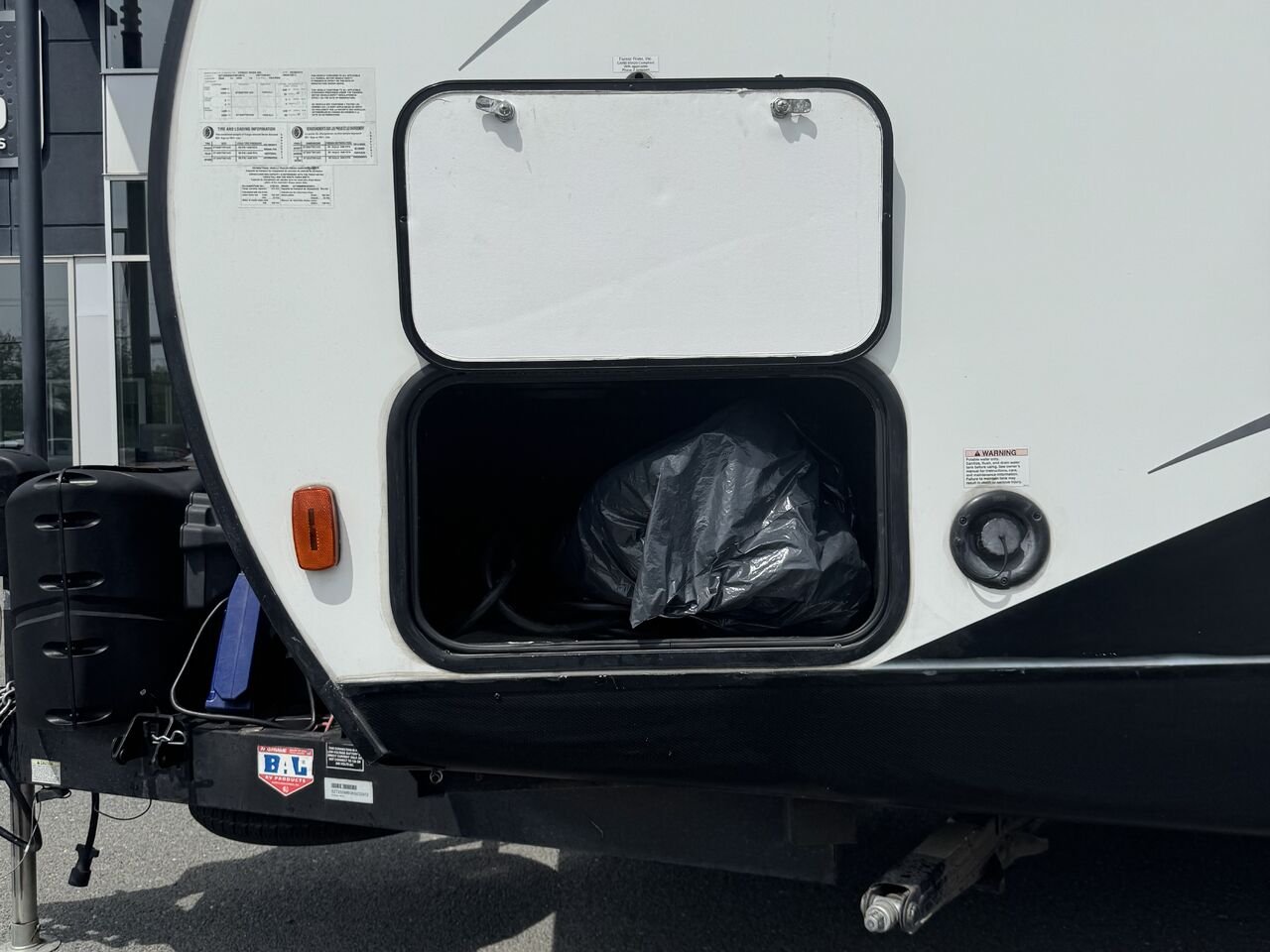 2019 COACHMEN NORTHERN SPIRIT 2342B White Granby - photo #7