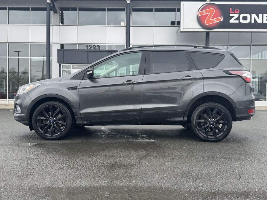 Ford Escape Titanium 2018 2018 Gris