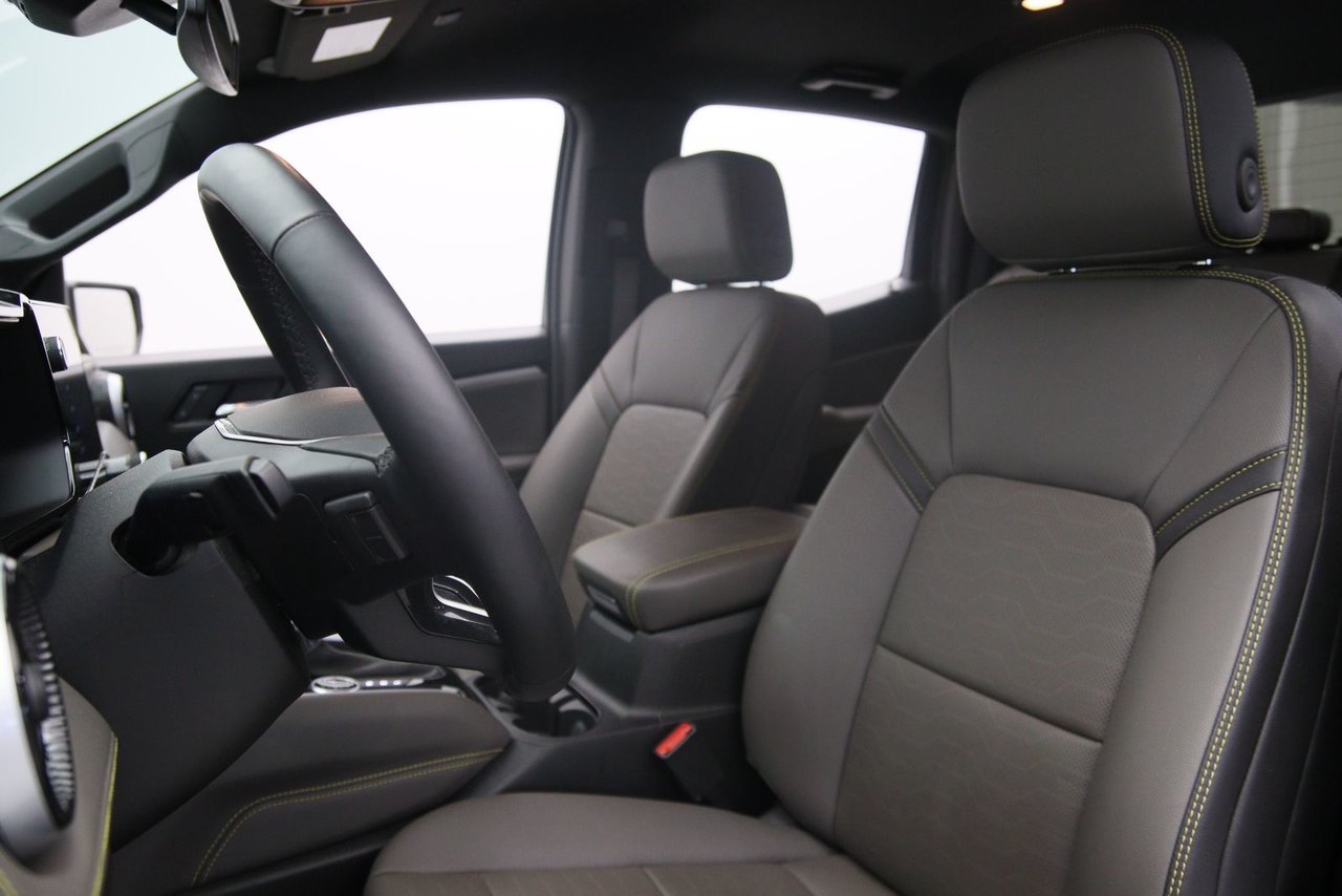 2024 Chevrolet Colorado 4WD ZR2 Black Baie-Comeau - photo #5