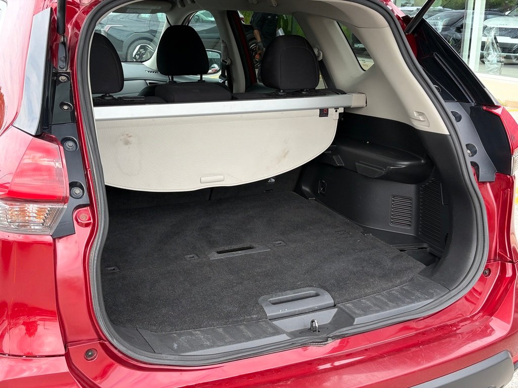 2018 Nissan Rogue Red Gatineau - photo #18