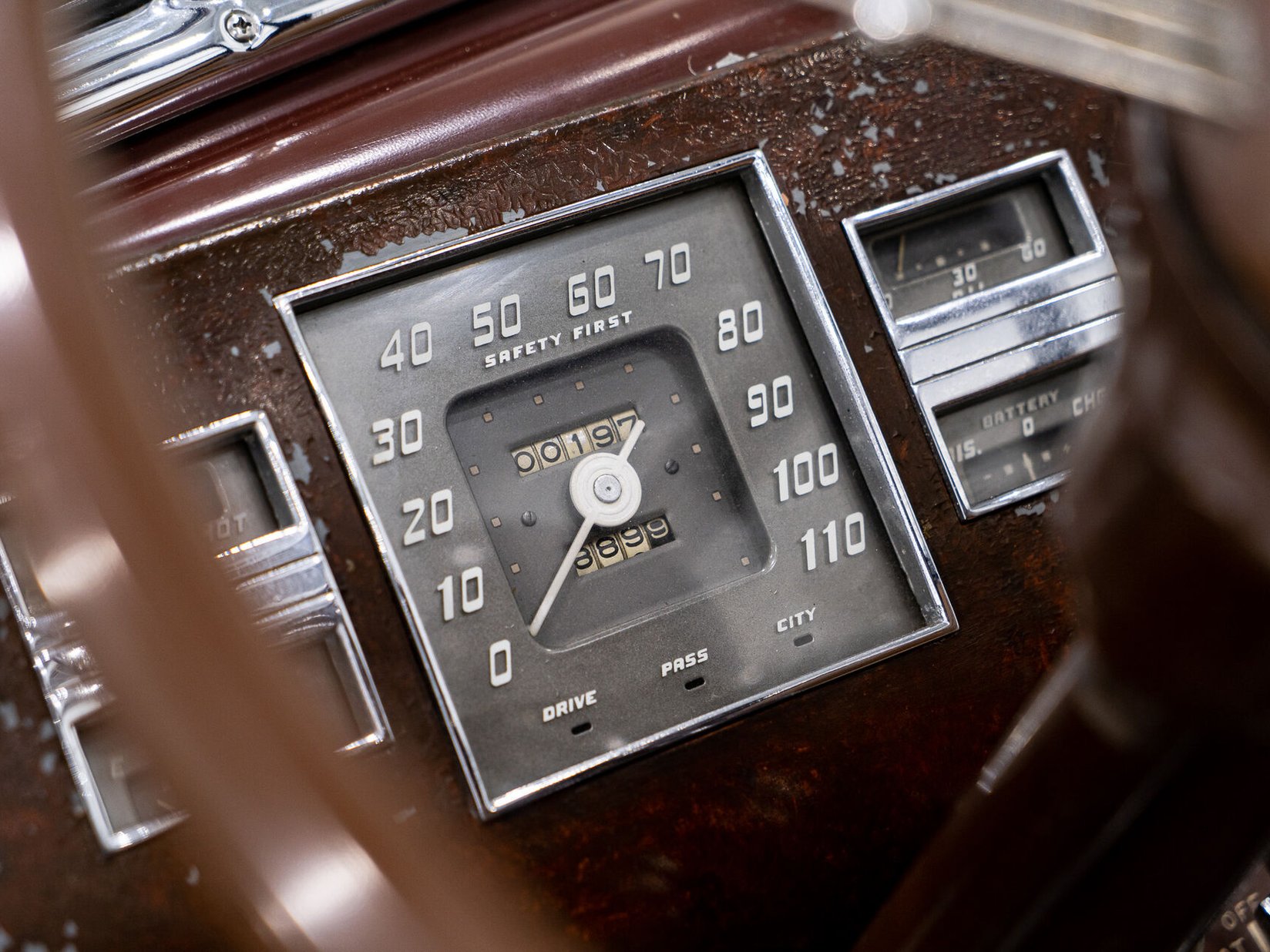 Cadillac Series 90 **PRICE IN USD**1 of 13 V16 1938 Noir Montréal - photo #14