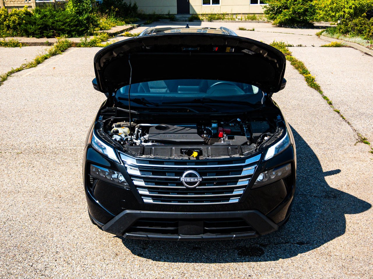 2025 Nissan Rogue AWD SV Moonroof Black Sherwood Park - photo #8