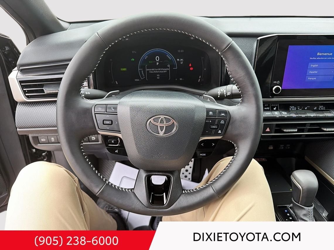 2026 Toyota Camry Power Sunroof, Leather Interior, Heated Seats, Alloy Wheels, Heated Steering Wheel, Bluetooth Midnight Black Metallic Mississauga - photo #25