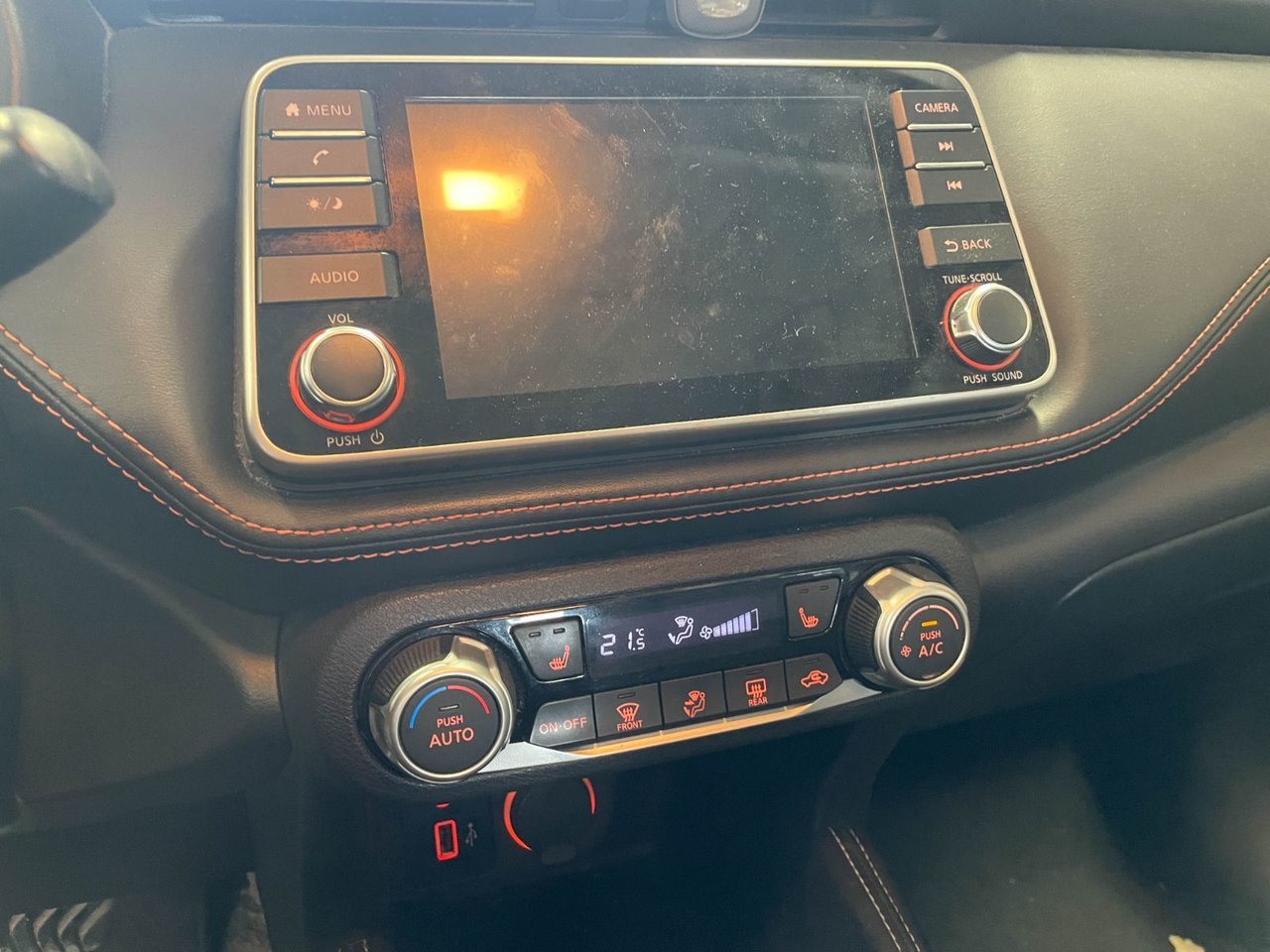 2018 Nissan Kicks SR *SIÈGES CHAUFF* CAM 360 CARPLAY BLUETOOTH USB White Saint-Jérôme - photo #12