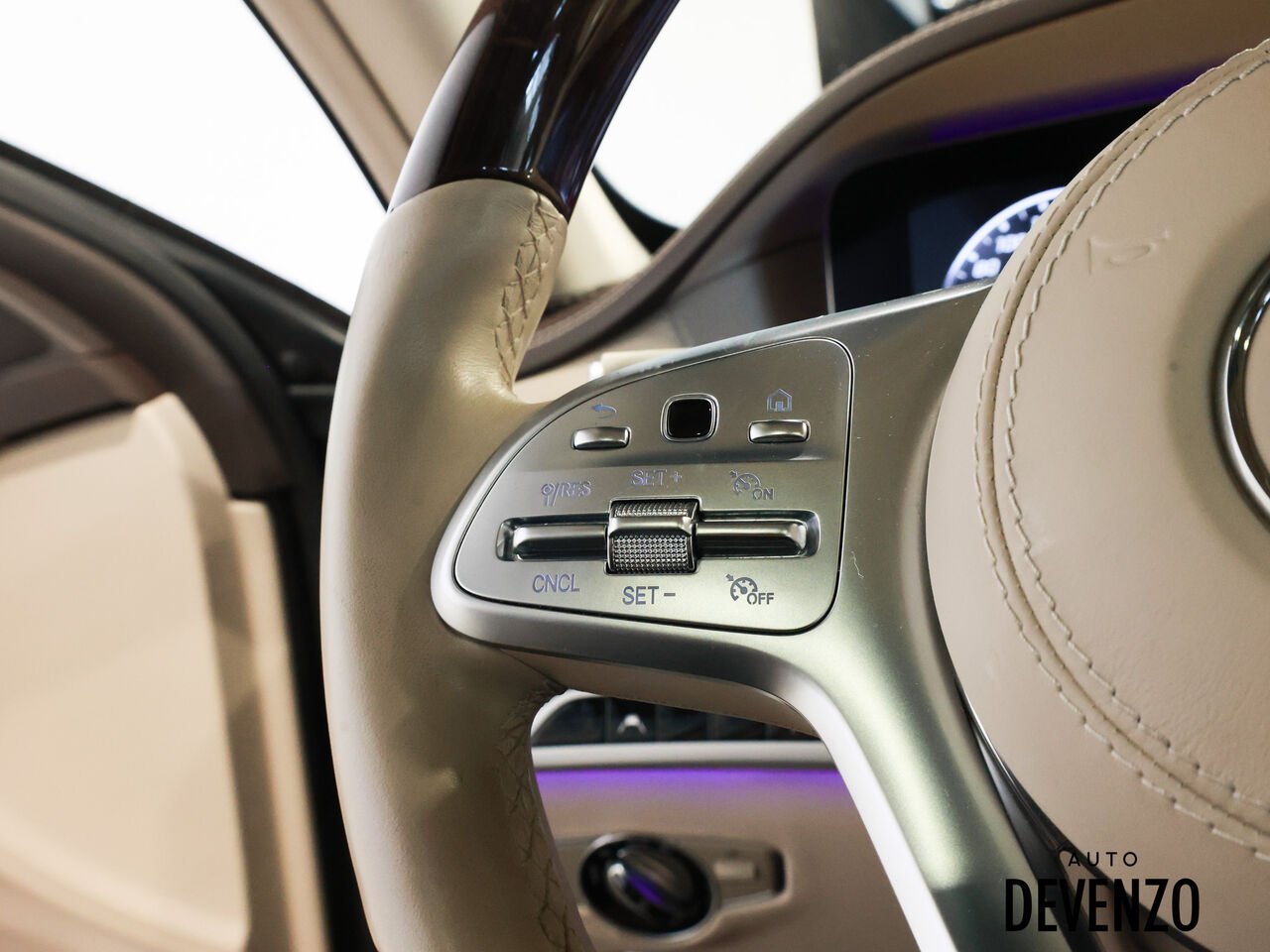 2019 Mercedes-Benz Classe-S Black Saint-Eustache - photo #16