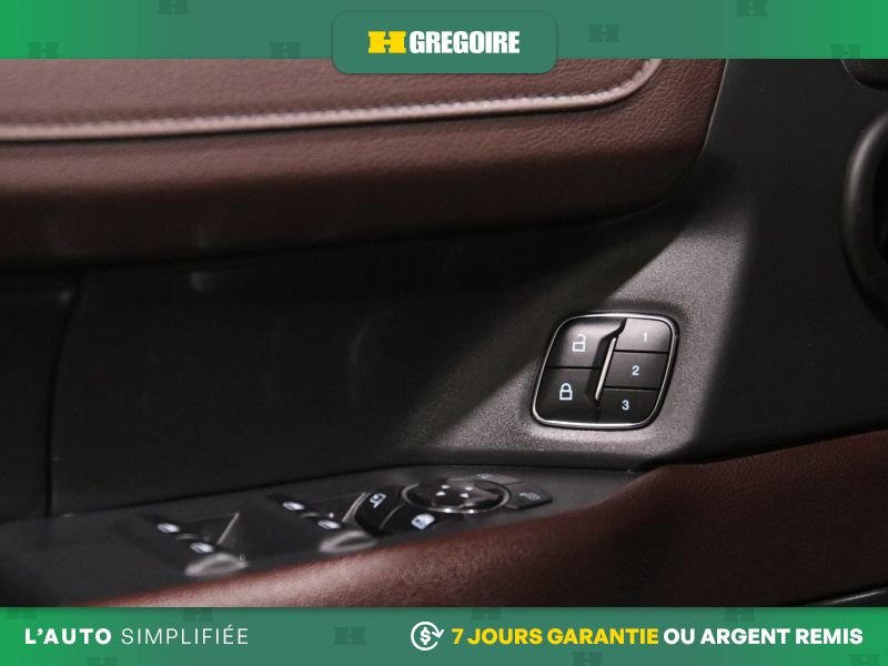 2024 Ford Expedition Black Blainville - photo #15