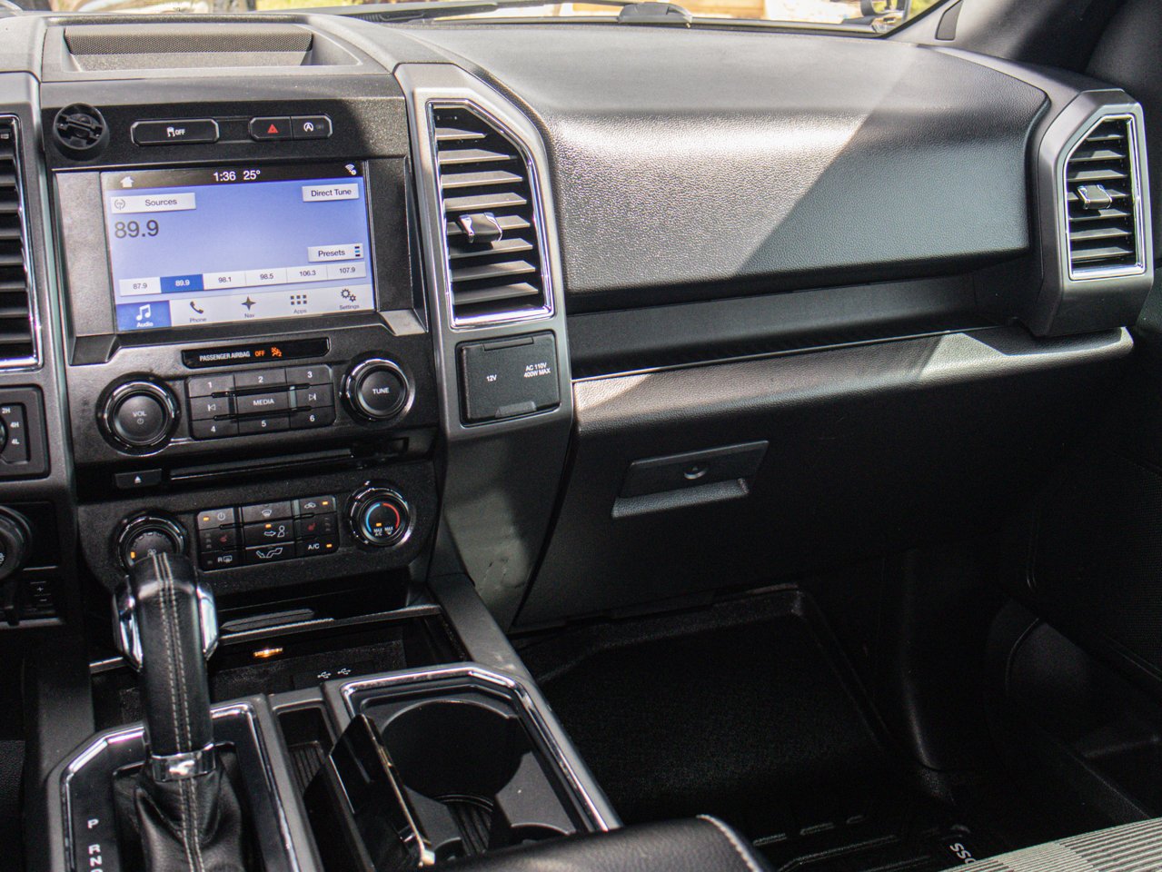 2016 Ford F-150 4WD SuperCrew 145 XLT Black Sherwood Park - photo #28