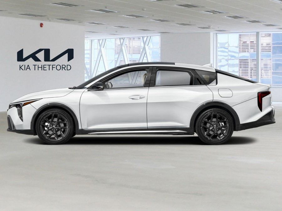 2026 Kia K4 2026 Snow White Pearl